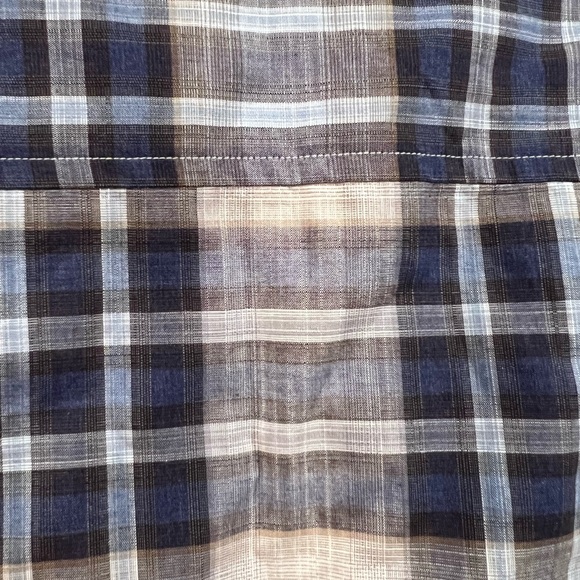 Button Down - Picture 5 of 5